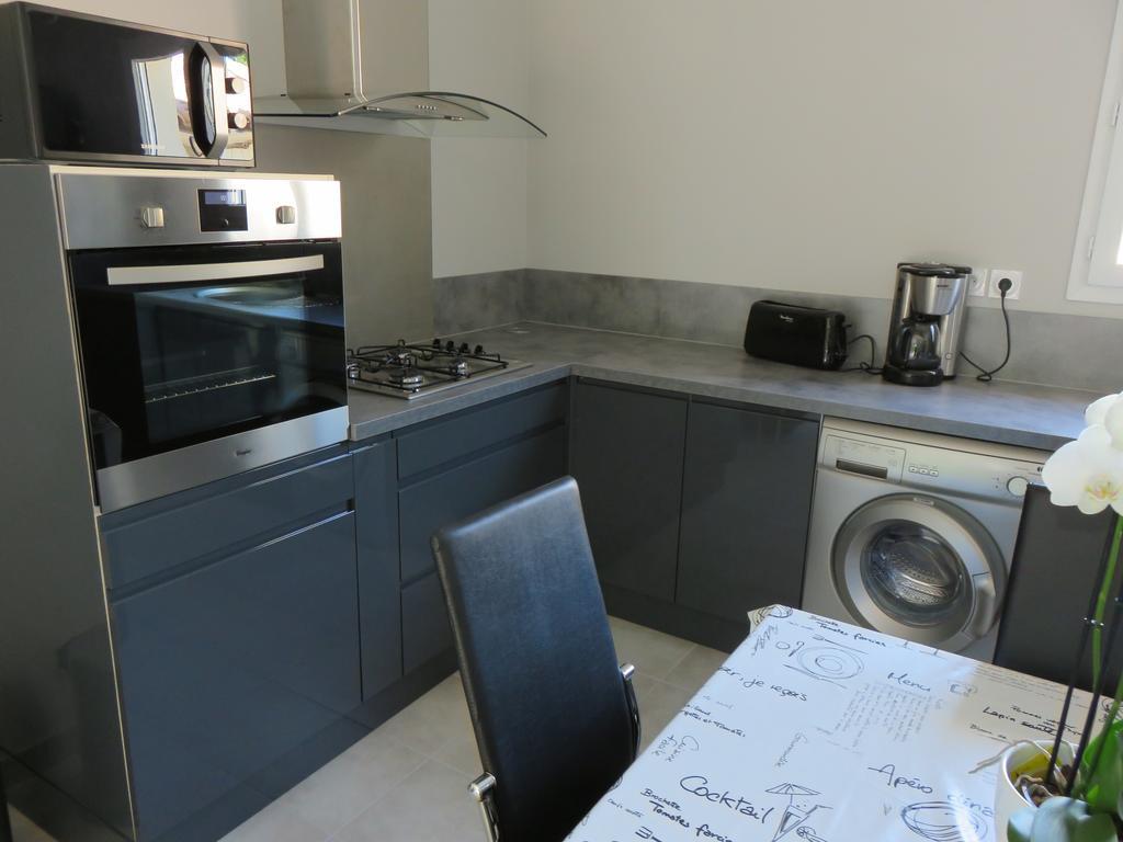 Malataverne La Petite Maison מראה חיצוני תמונה